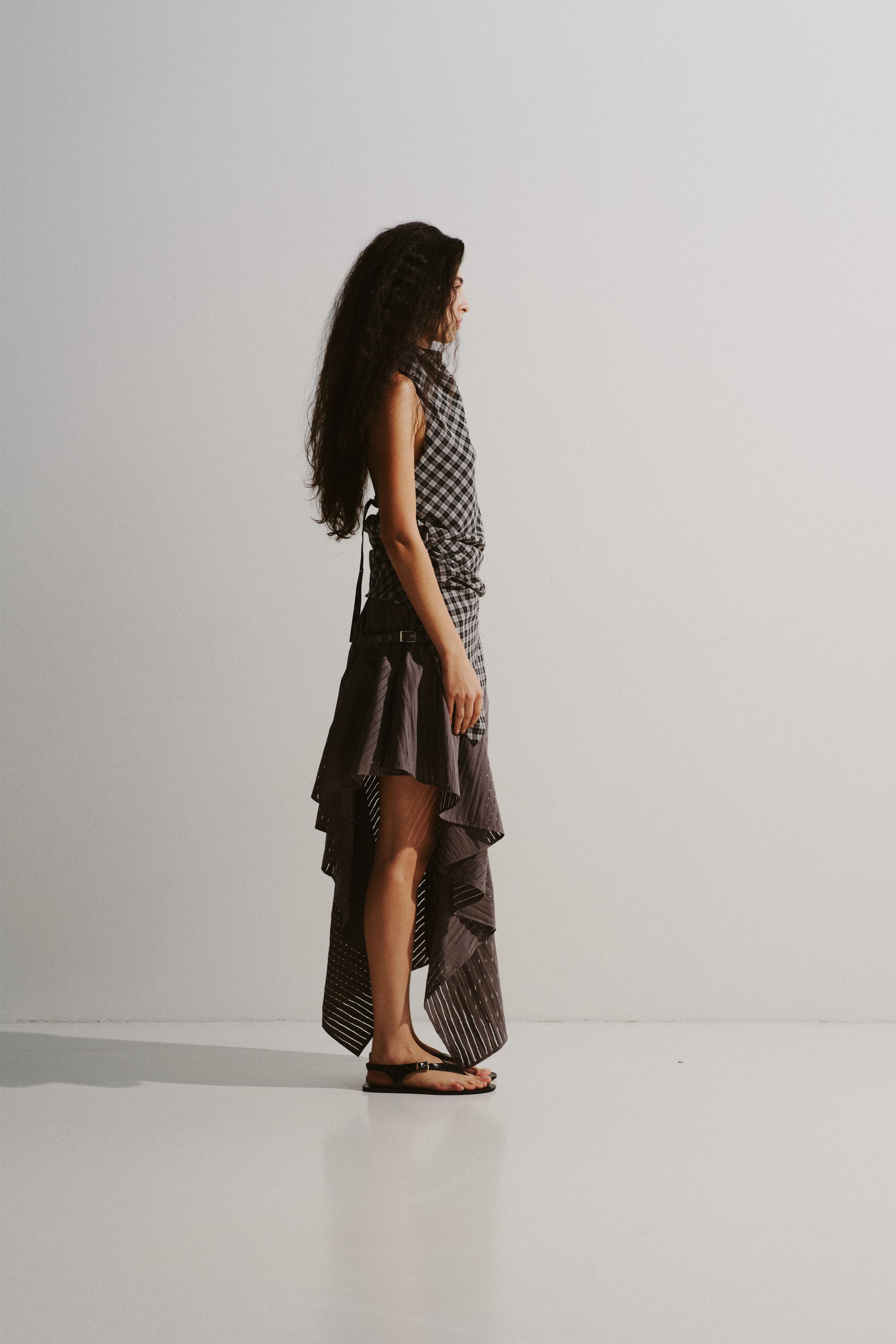 Draped Gridline Halter Top